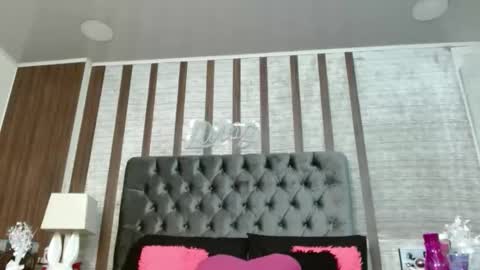 Ambar Jones online show from November 22, 11:41 am