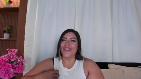 Ambarbrownn  online show from June 11, 1:05 am