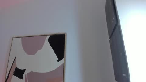 ambarevans_ online show from January 9, 11:49 am