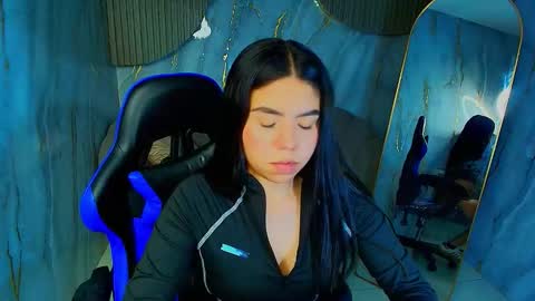 Ambarina online show from December 14, 3:02 am