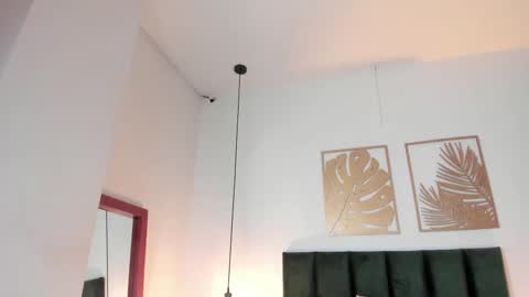 Amber Davis online show from February 14, 5:46 pm