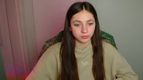 Amber online show from February 3, 8:18 am