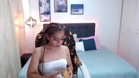 Snapshot of amber__s chatting on October 10, 3:29 pm Amber online show from October 10, 3:29 pm