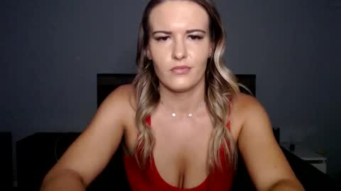 Amber online show from February 10, 3:26 pm