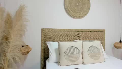 A M B E R online show from September 15, 7:59 pm