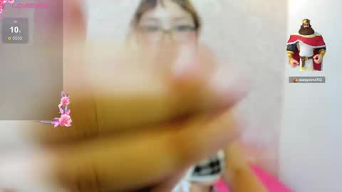 Snapshot of amber_hiugs chatting on October 2, 5:56 pm Amber online show from October 2, 5:56 pm