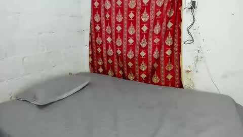 LUISA online show from March 23, 1:21 am