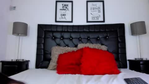 julieta  online show from March 3, 8:27 pm