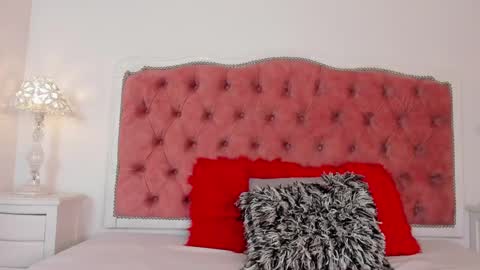 Snapshot of amber_roose75 chatting on September 10, 12:28 pm julieta  online show from September 10, 12:28 pm