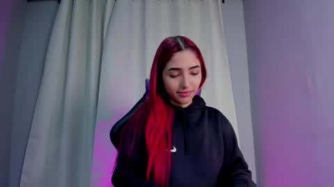 Amber Baker  online show from March 10, 12:38 pm