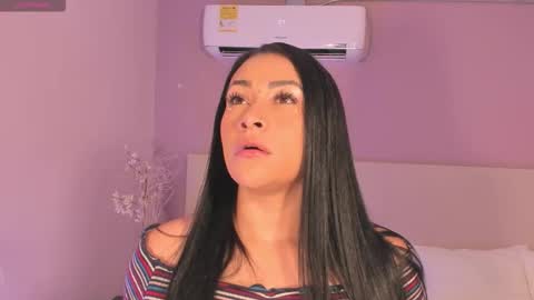 Amber Collins online show from January 12, 6:26 pm