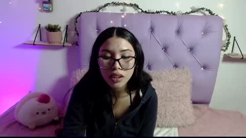 Amber Jeong online show from February 4, 12:51 am