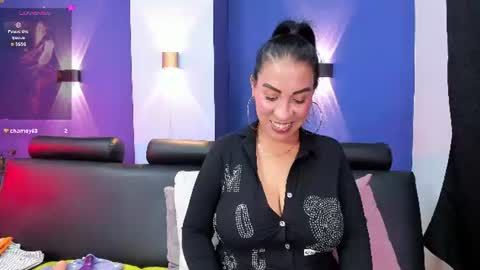 Amber online show from June 12, 3:05 am