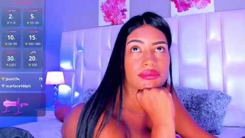 Snapshot of ambermoss1 chatting on October 22, 11:06 pm Amber online show from October 22, 11:06 pm