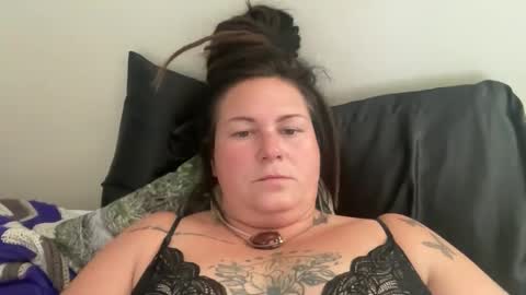 Snapshot of ambermoss7 chatting on September 16, 10:46 pm ambermoss7 online show from September 16, 10:46 pm