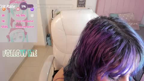 amberr_thompson online show from December 4, 5:43 am