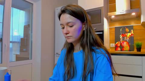 Snapshot of ameli_moon chatting on December 3, 9:28 am Eileen online show from December 3, 9:28 am