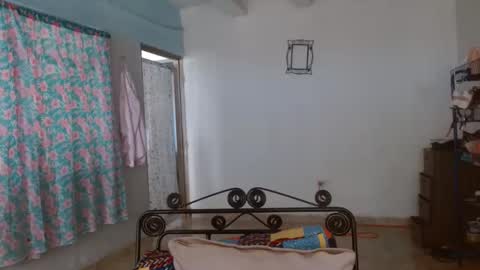 amelia  online show from October 14, 2:42 pm