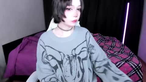 Amelia online show from September 16, 2:09 pm