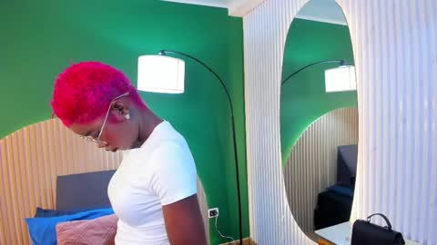 Amelia Adams online show from March 23, 12:21 pm