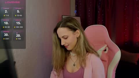 amelia_meili online show from February 12, 1:15 pm