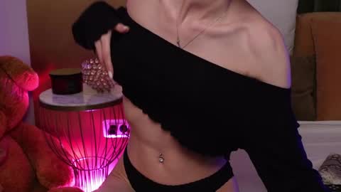 Amelia online show from April 8, 7:22 am