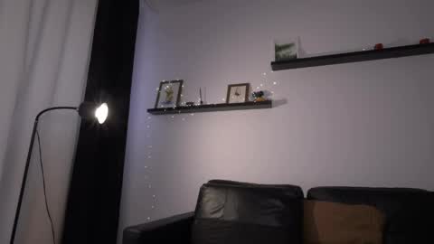 Amelia   online show from April 2, 2:13 pm