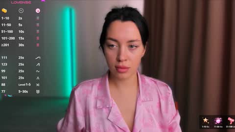 Amelia Sonk online show from September 10, 7:53 am