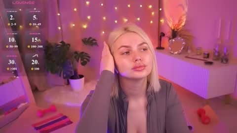  Amelia  online show from March 13, 4:27 am