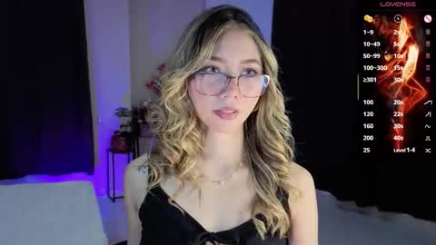 Isabella online show from December 14, 3:24 am