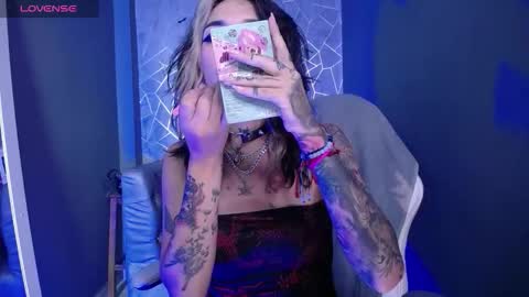 AMELIEROUS .. see you tomorrow  kisses online show from February 3, 3:26 am