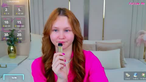 AmeliRoyse online show from December 18, 5:41 pm