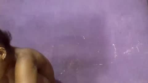 amelisy20005 online show from February 2, 7:05 am