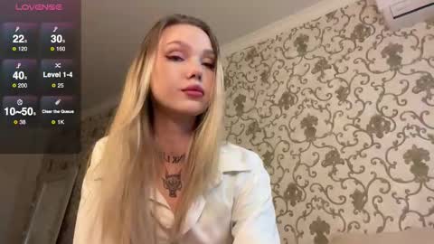 Amelly online show from January 17, 4:49 pm