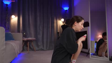 Amy  online show from March 15, 3:33 am