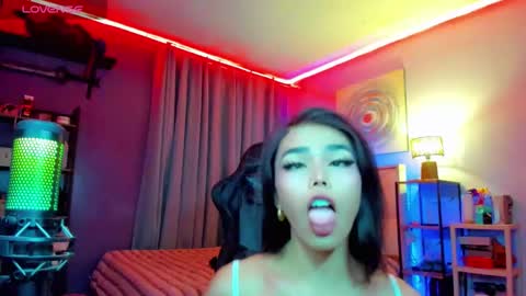 AMETHYST look at my BIO online show from December 22, 9:21 pm