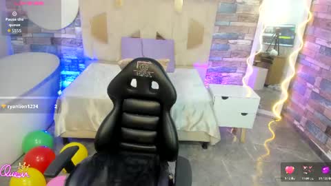 amhira_tay online show from July 15, 7:29 pm