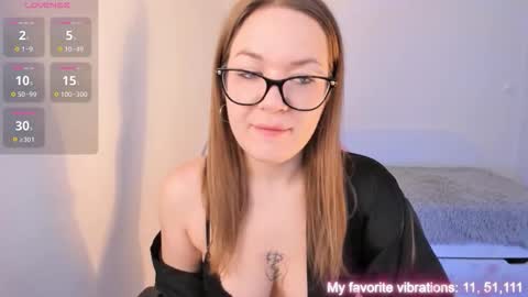 Hi-hi I am Kate welcome to my sexy room online show from October 30, 7:31 am