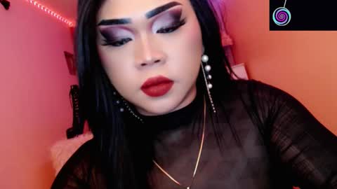 Queen Mireska online show from November 22, 7:23 pm