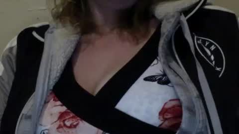 amileamariestar online show from December 24, 4:22 am