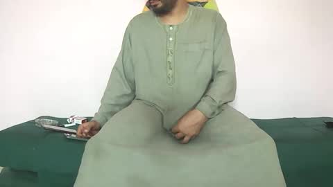 Amir online show from November 25, 8:57 am