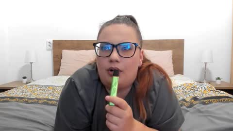 Amira Vyxen online show from September 29, 9:25 pm