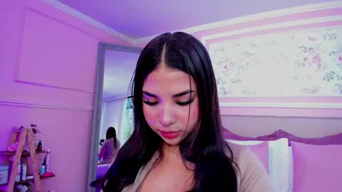 Snapshot of ammy_leee_ chatting on March 8, 9:40 pm Ammyy online show from March 8, 9:40 pm