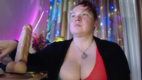 amorelara online show from June 6, 4:02 pm