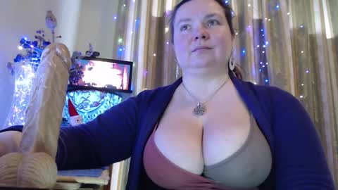 amorelara online show from February 5, 9:57 am