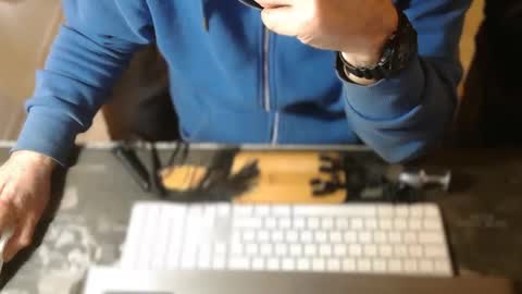 amslave4f online show from April 14, 10:51 am