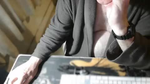 amslave4f online show from July 9, 9:52 pm
