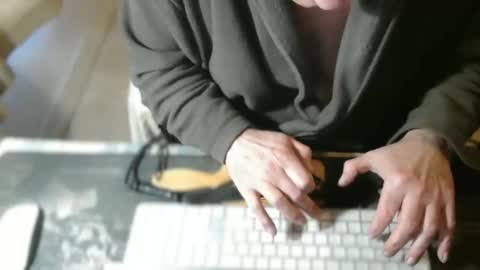 amslave4f online show from March 25, 7:37 am