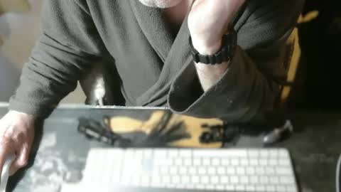 amslave4f online show from April 21, 7:26 am