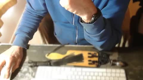 amslave4f online show from March 29, 3:24 pm